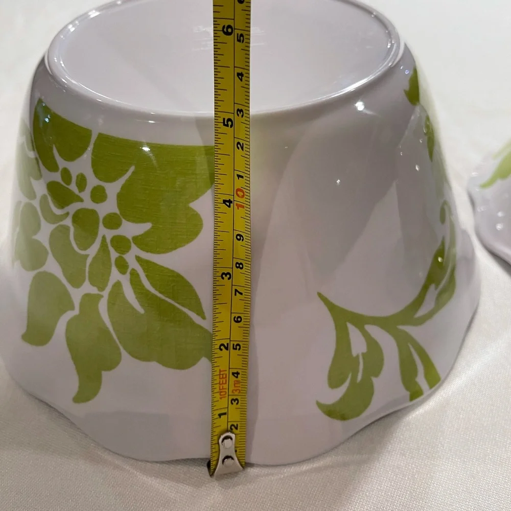 🌸Set 2 hard‎ plastic molded bowls, Home and Garden